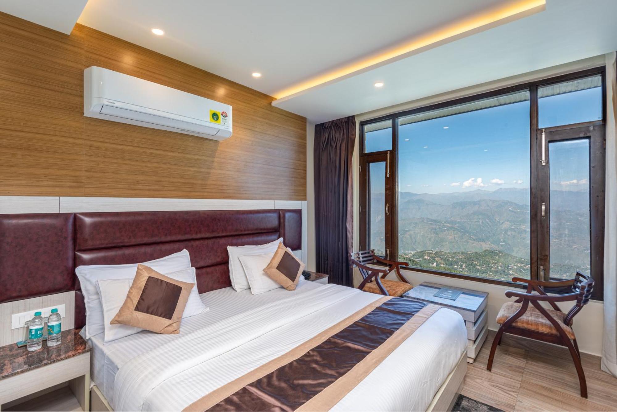 The Seasons Dalhousie - Best Valley View & Mountain View Hotel In Dalhousie Kültér fotó
